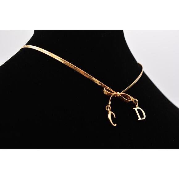 Christian Dior Vintage Logo CD Bow Necklace Collar Charm Gold Chain Signed Bin5 - Picture 5 of 12
